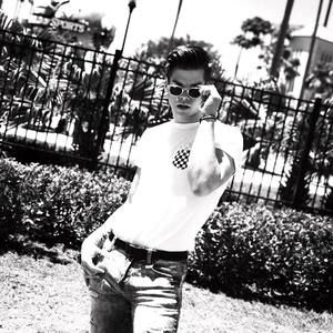 Meet your Posher, Frederick